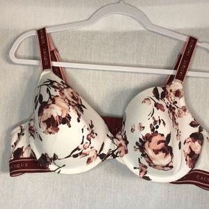 🦄3/$20🦄 Cacique brand bra- floral- size 44B